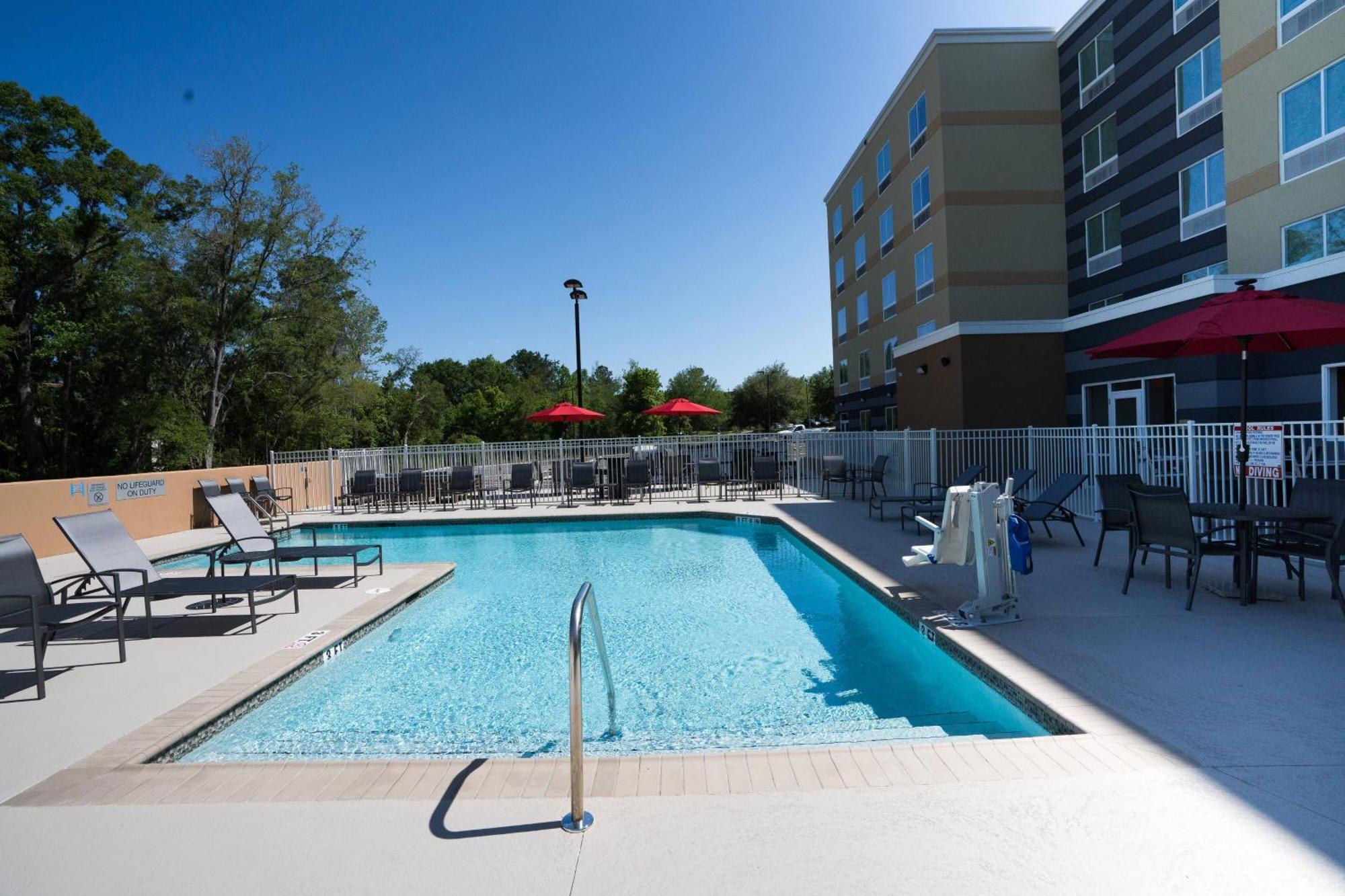 Fairfield Inn & Suites By Marriott Gainesville I-75 Exterior photo